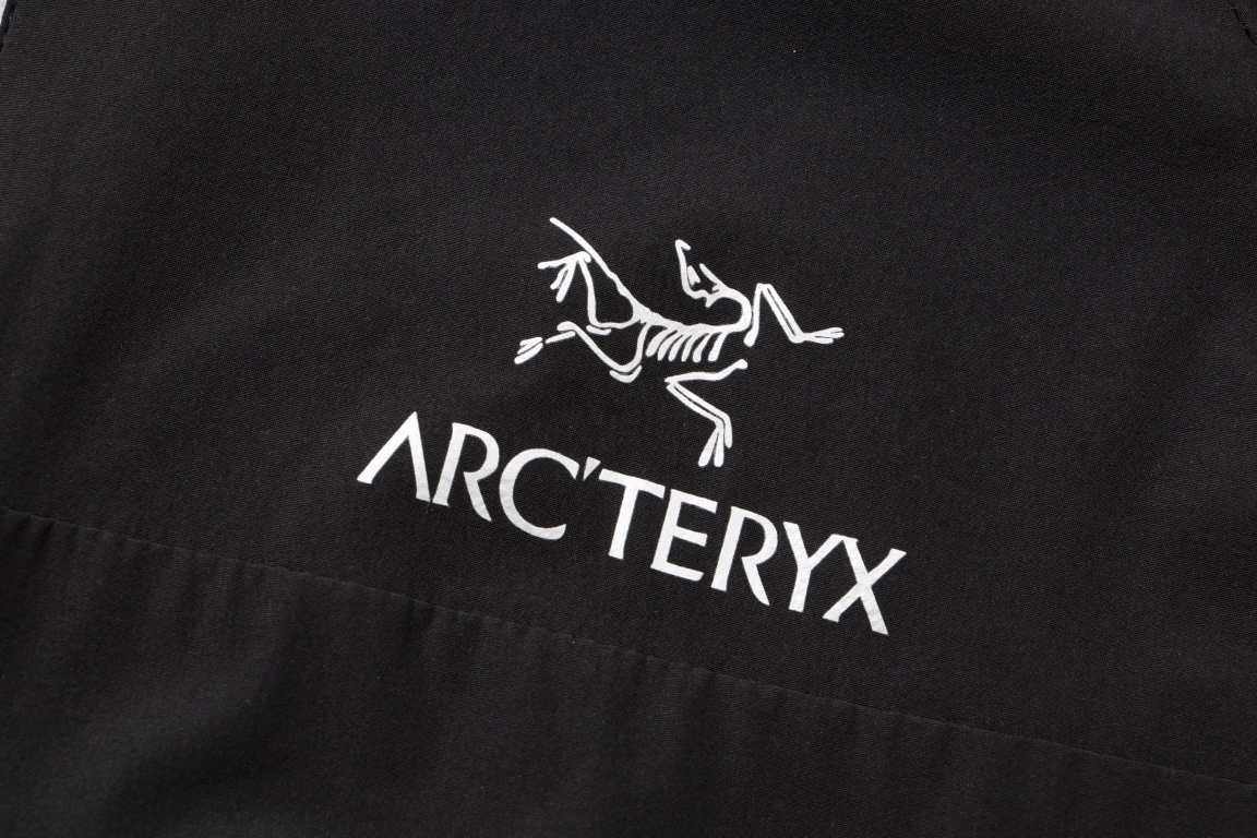 【ARC'TERYX】Alpha シェルジャケット