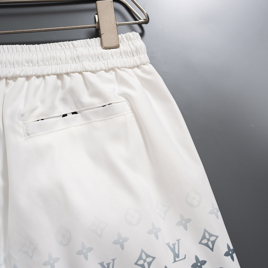 【LOUIS VUITTON】ショートパンツ