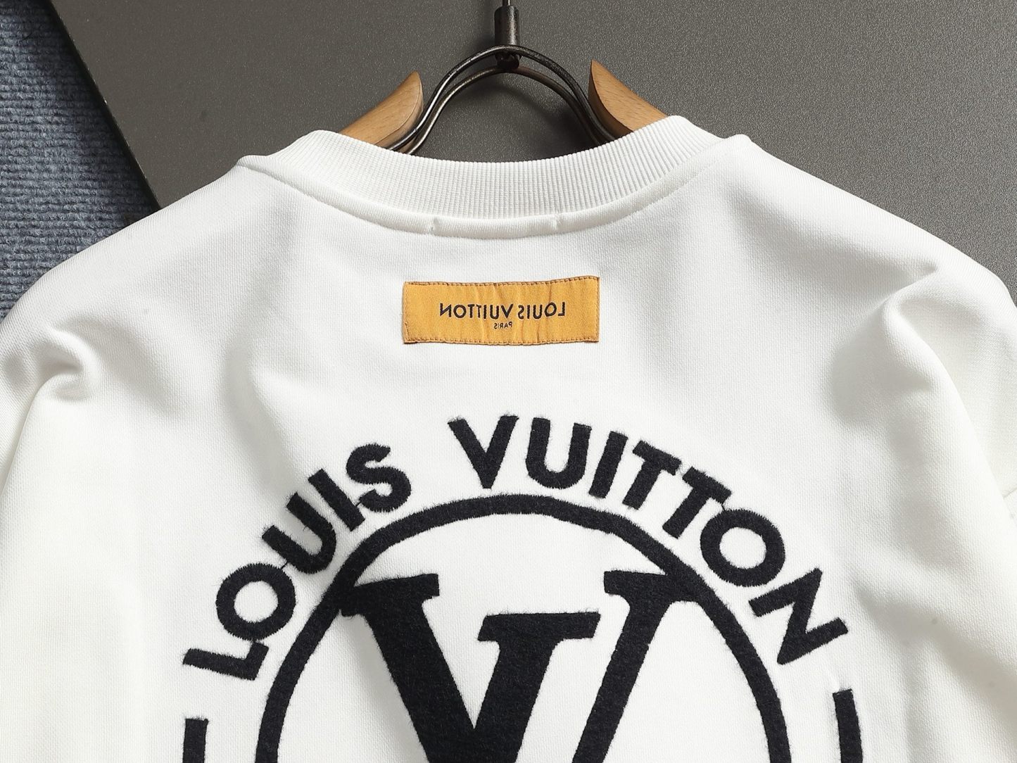 【LOUIS VUITTON】長袖 T シャツ