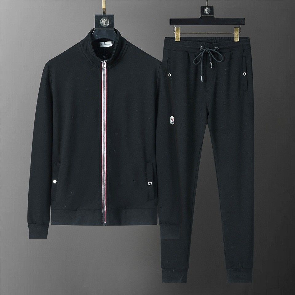 【MONCLER公式旗艦店】モンクレール 上下セット セットアップ ご好評に付き再入荷！