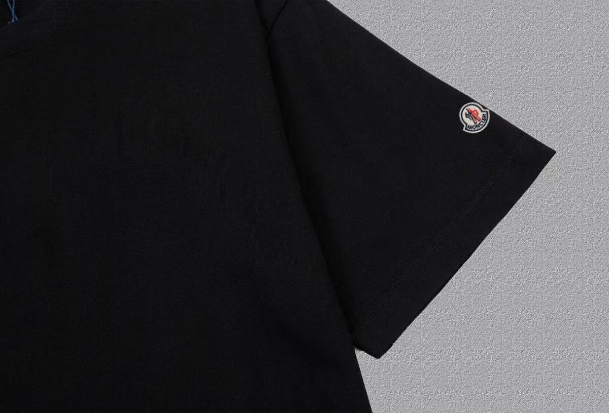 【MONCLER】半袖 T シャツ