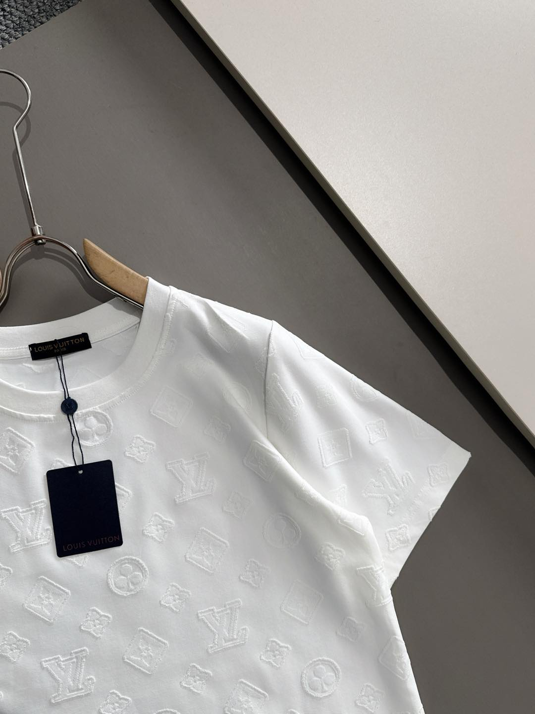 【LOUIS VUITTON】半袖T シャツショートパンツ セットアップ