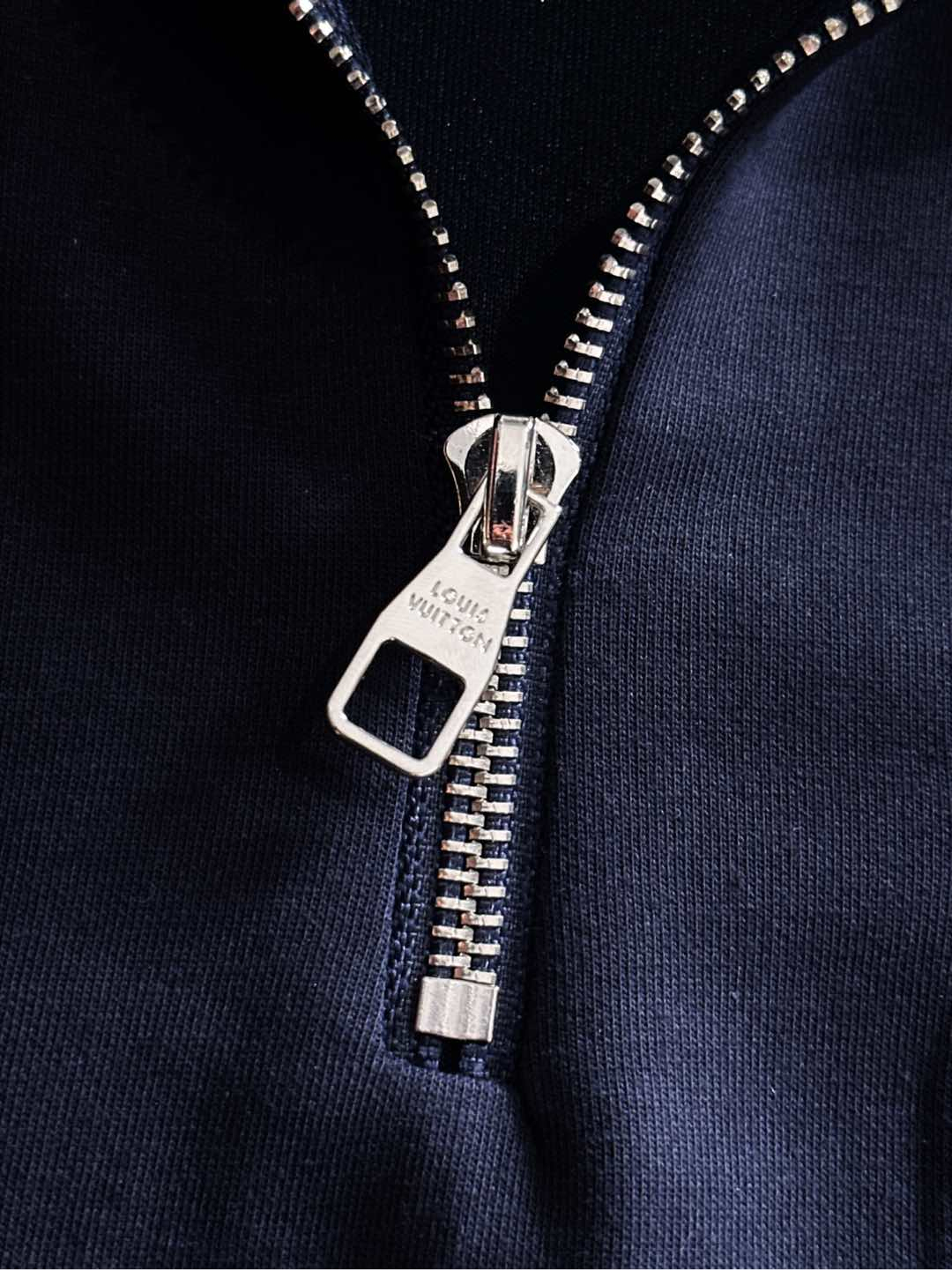 【LOUIS VUITTON】半袖T シャツショートパンツ セットアップ