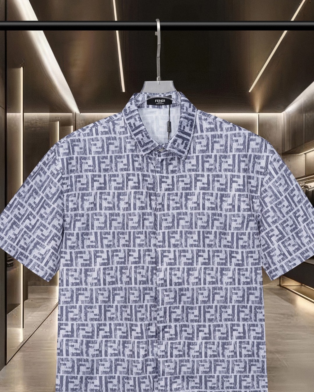 【FENDI】半袖シャツ