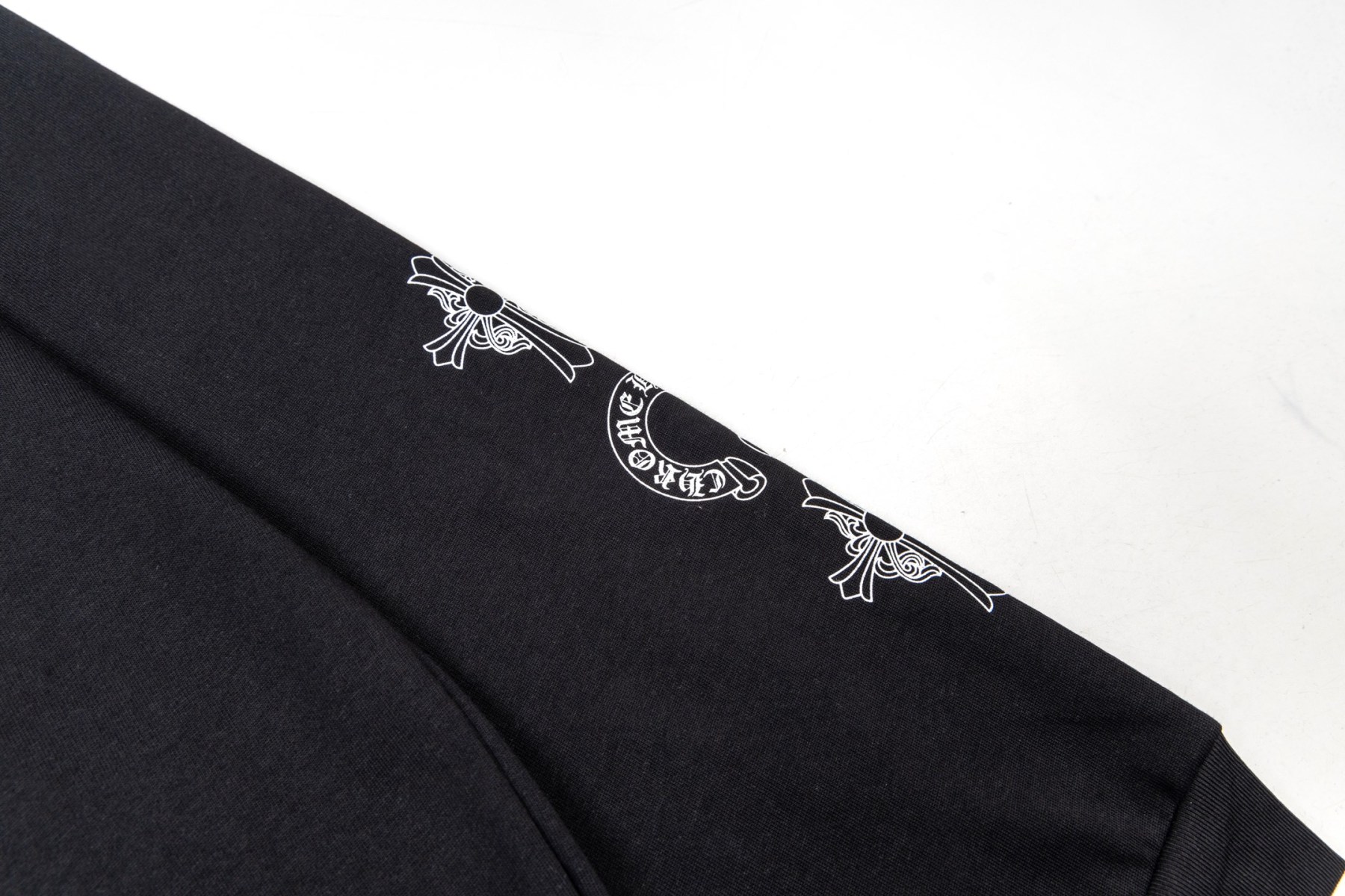 【CHROME HEARTS】プリント 長袖 T シャツ