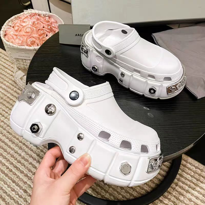 【BALENCIAGA 海外ブランド直営店】*HOT*男の子も女の子も着られます HARDCROCS™ ミュール