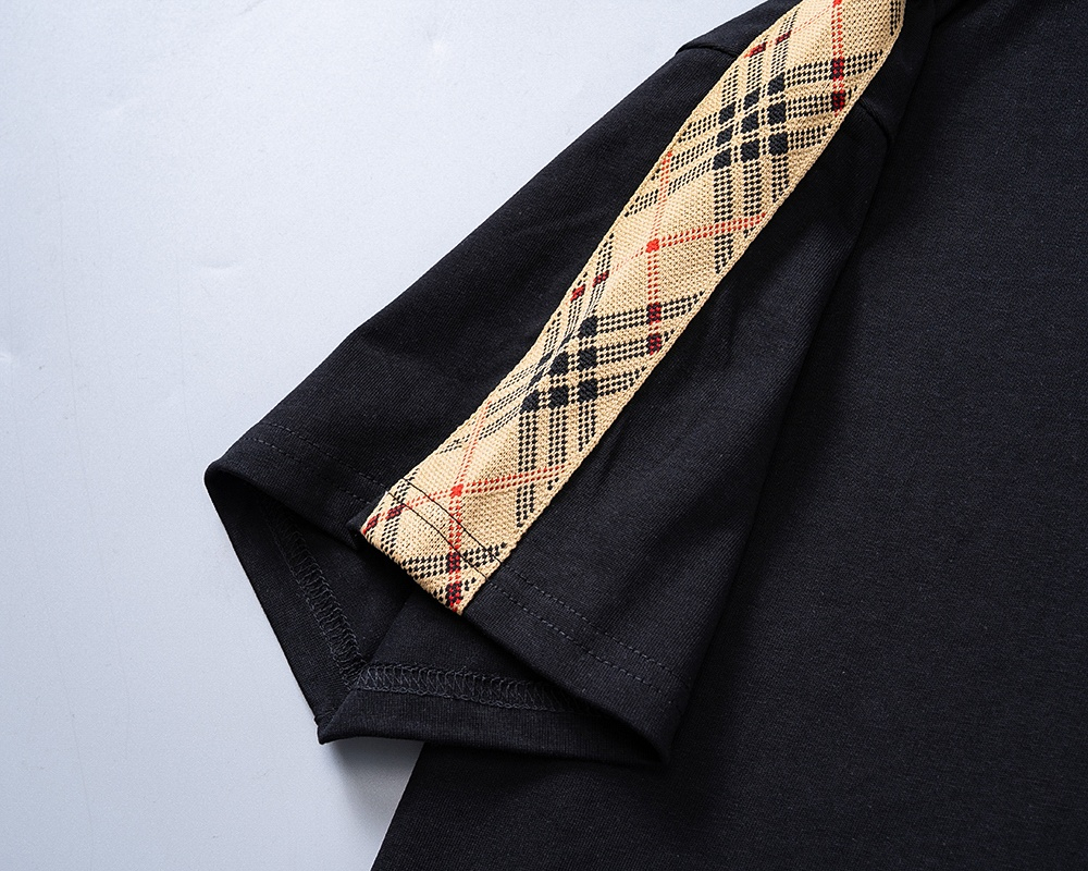 【BURBERRY】半袖T シャツショートパンツ セットアップ