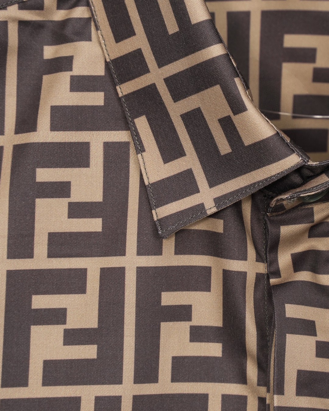 【FENDI】半袖シャツ