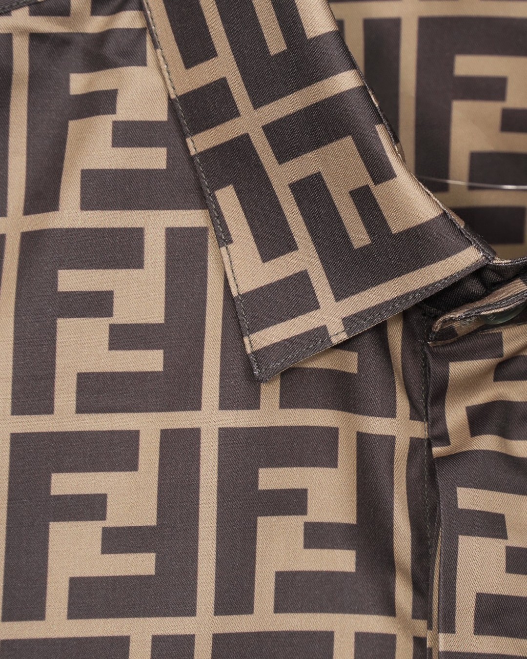 【FENDI】半袖シャツ