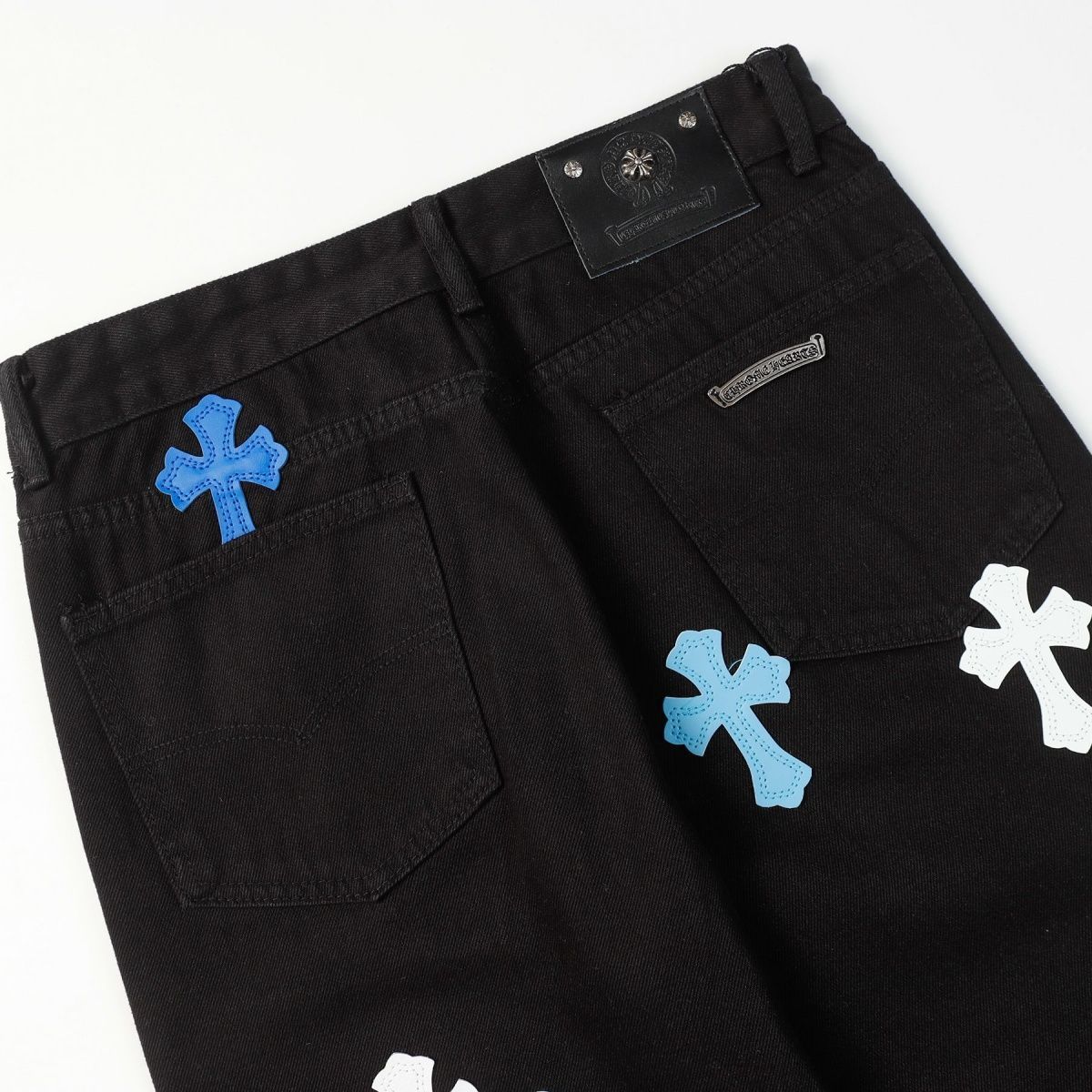【CHROME HEARTS 公式旗艦店】クロムハーツ ジーパン、ご好評に付き再入荷！