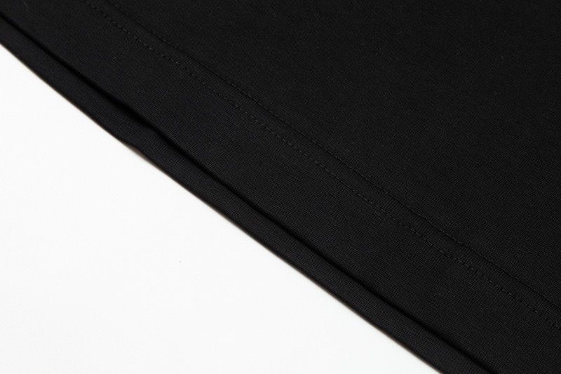 【Loewe】（ロエベ）男女兼用、ご好評に付き再入荷！