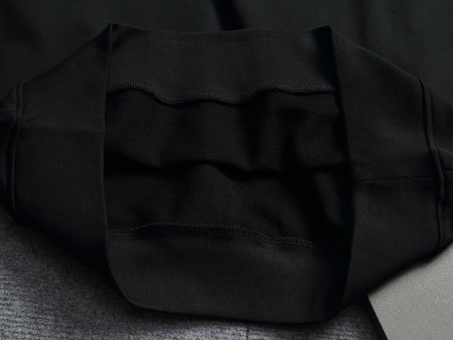 【LOEWE】刺繍長袖 T シャツ