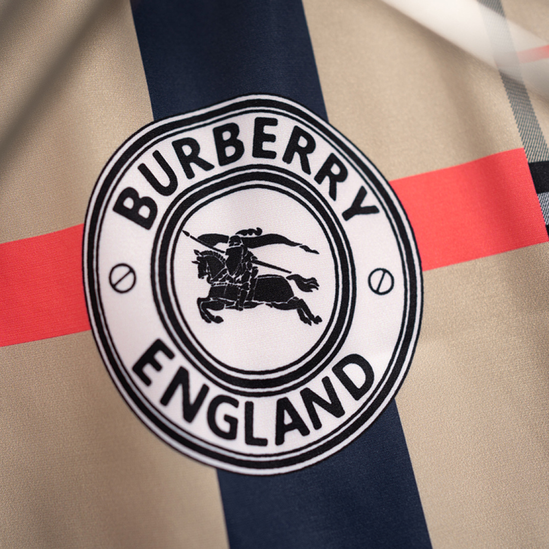 【BURBERRY】ショートパンツ