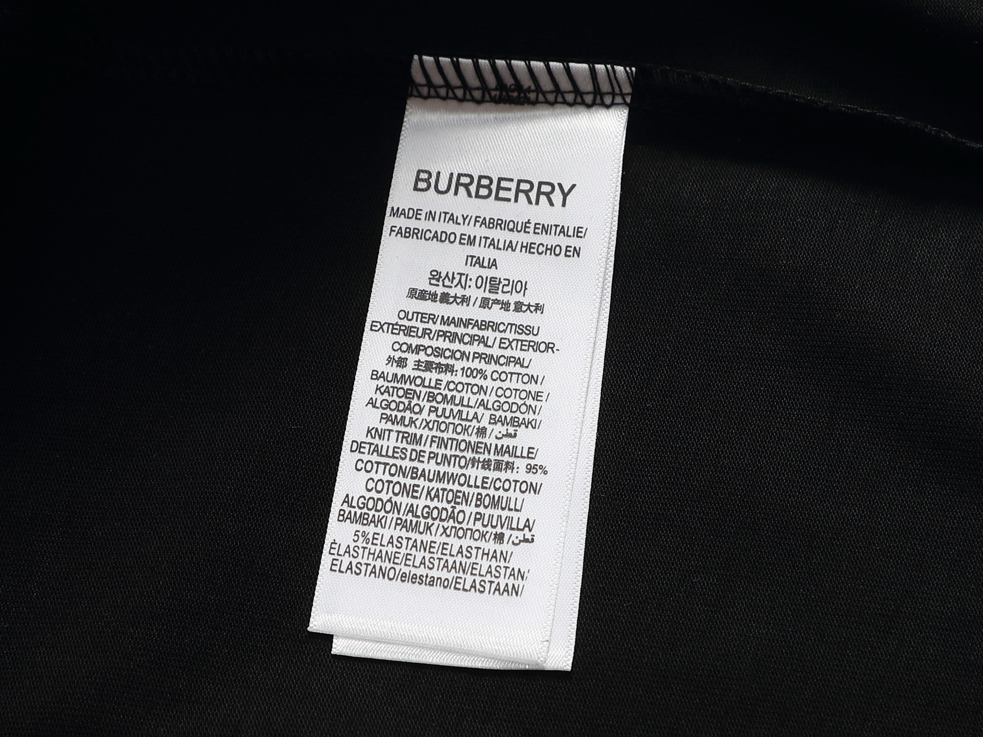 【BURBERRY】刺繍半袖 T シャツ
