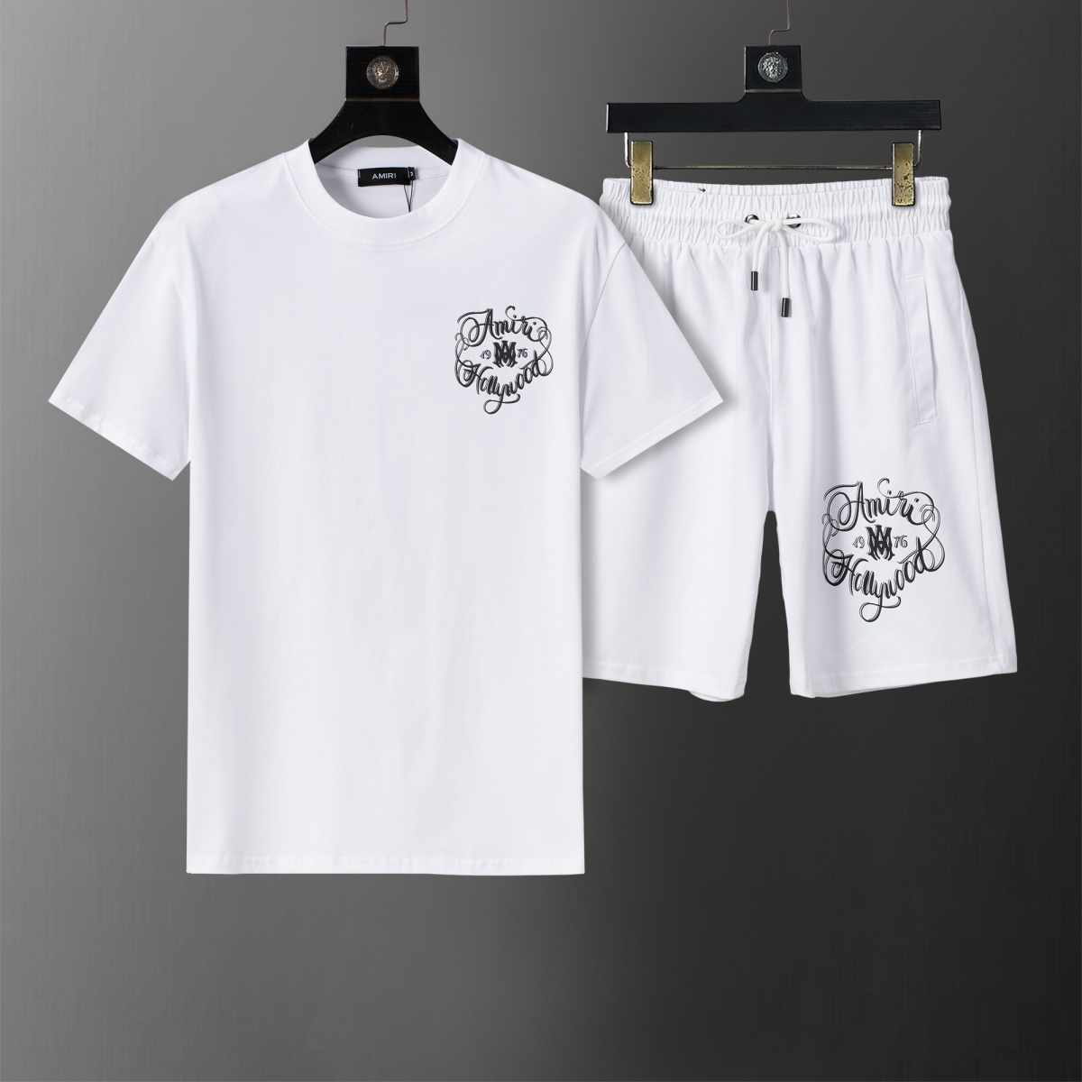 【AMIRI】半袖T シャツショートパンツ セットアップ