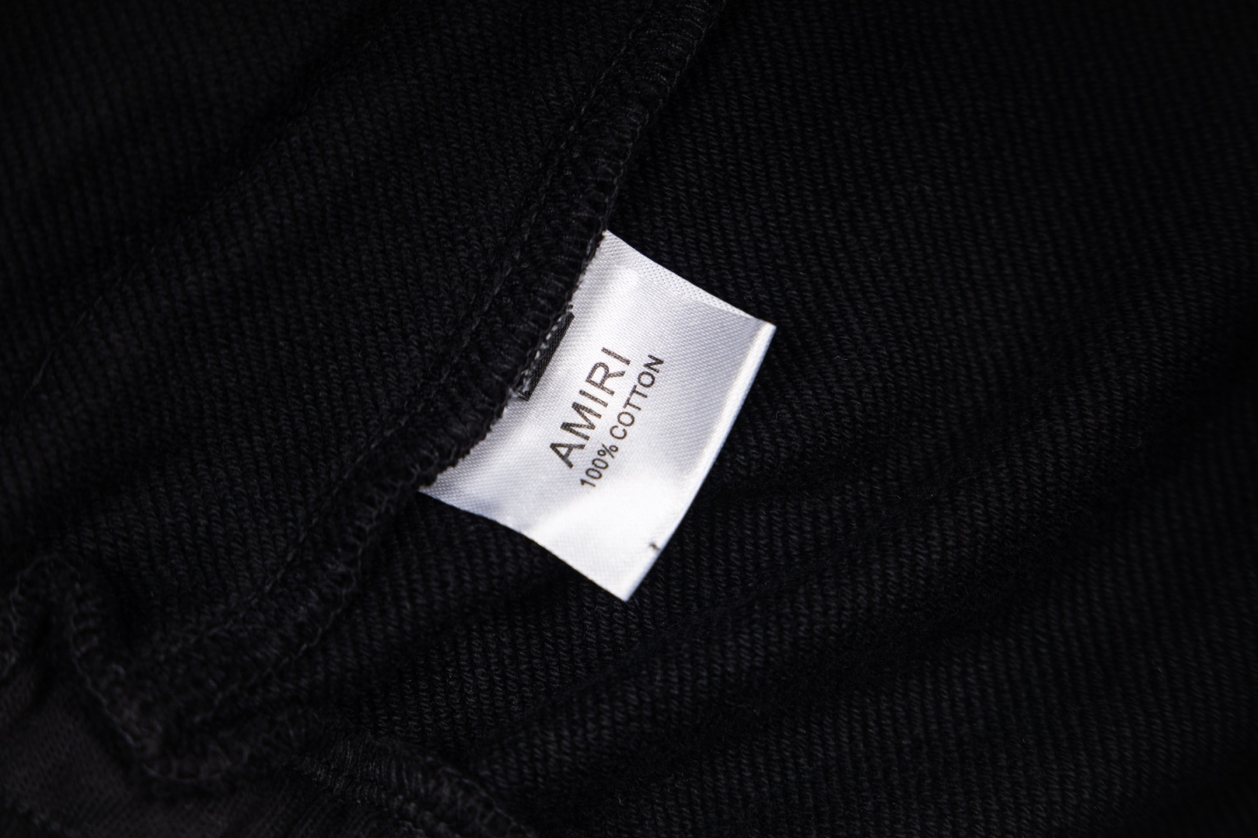 【AMIRI】ショートパンツ