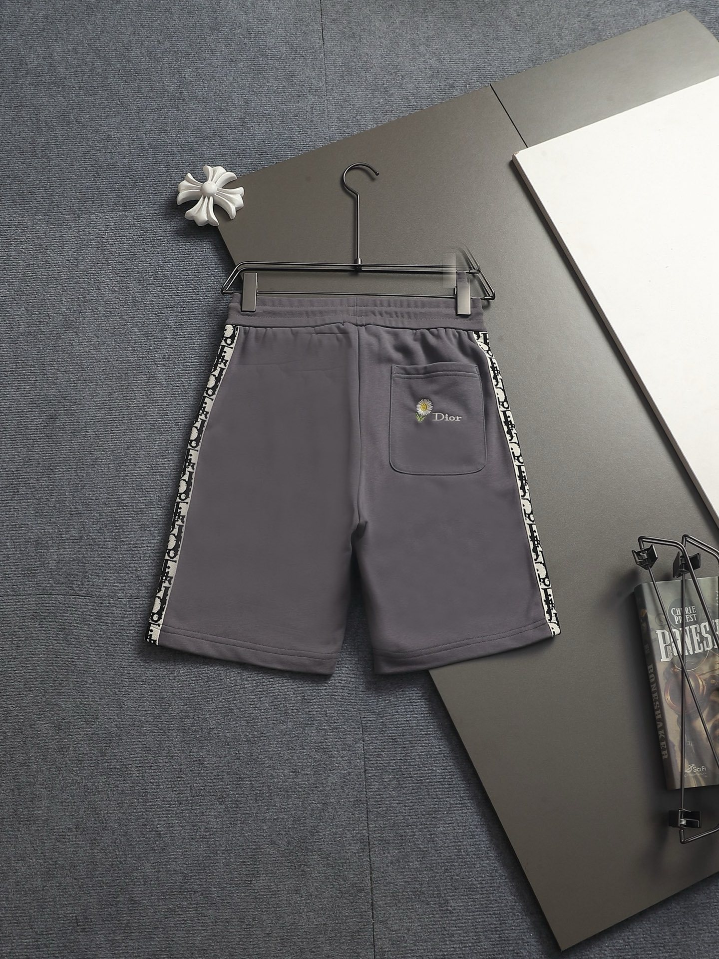 【DIOR】ショートパンツ