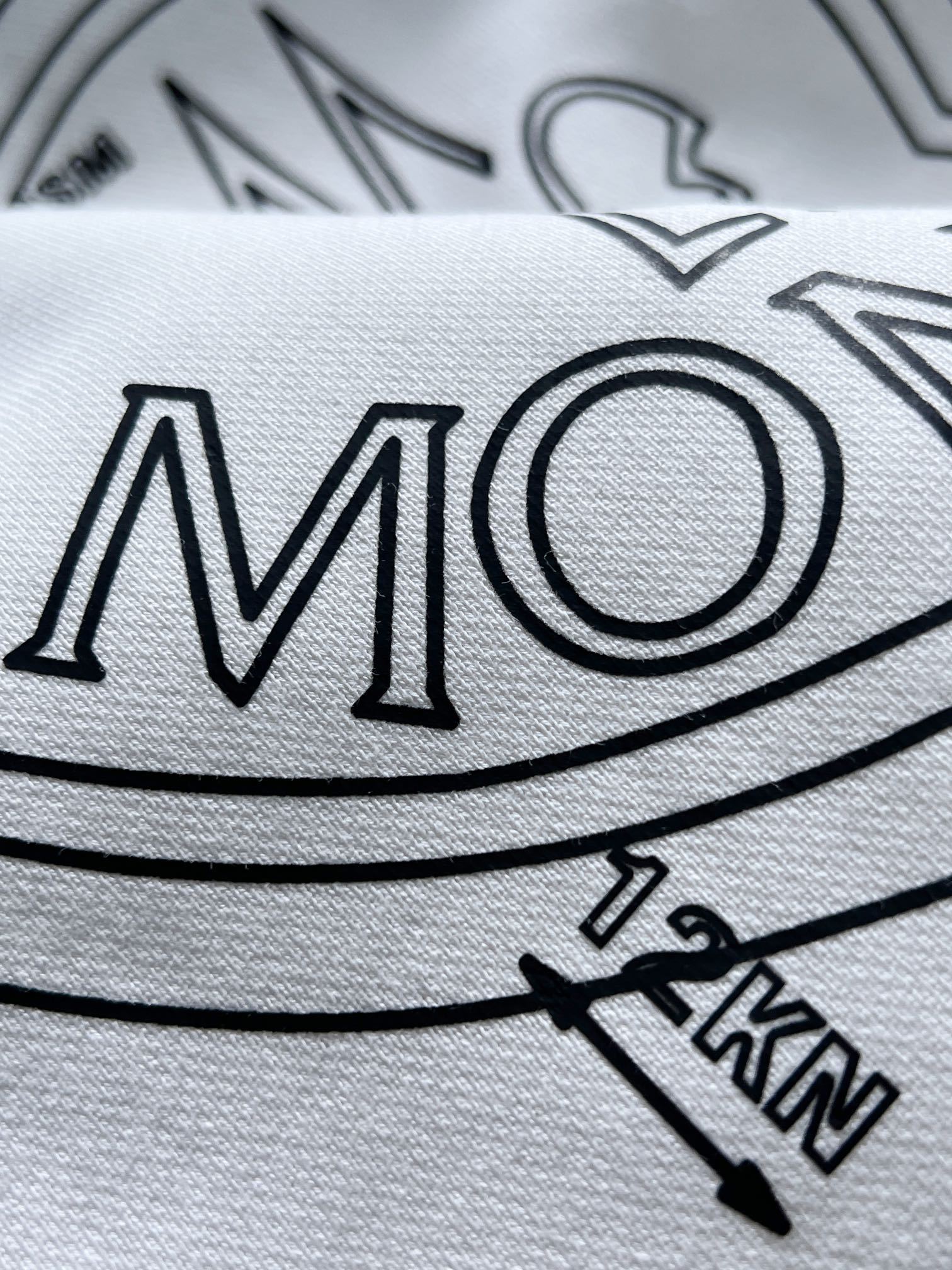 【MONCLER】長袖 T シャツ
