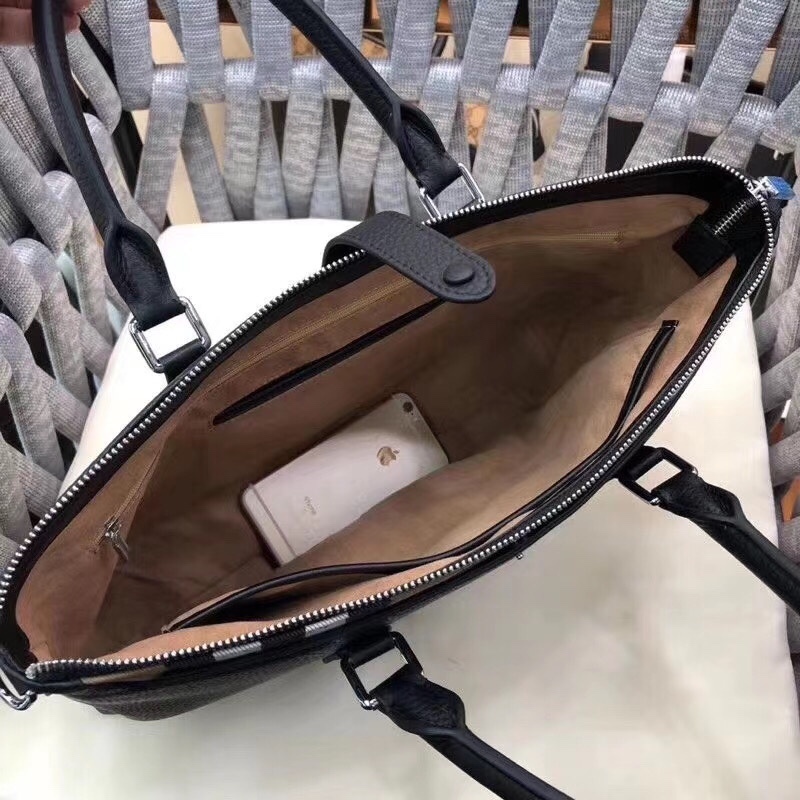【BURBERRY 公式旗艦店】バーバリー ハンドバッグ 当日出荷 好評に付き再入荷！38*29*6CM