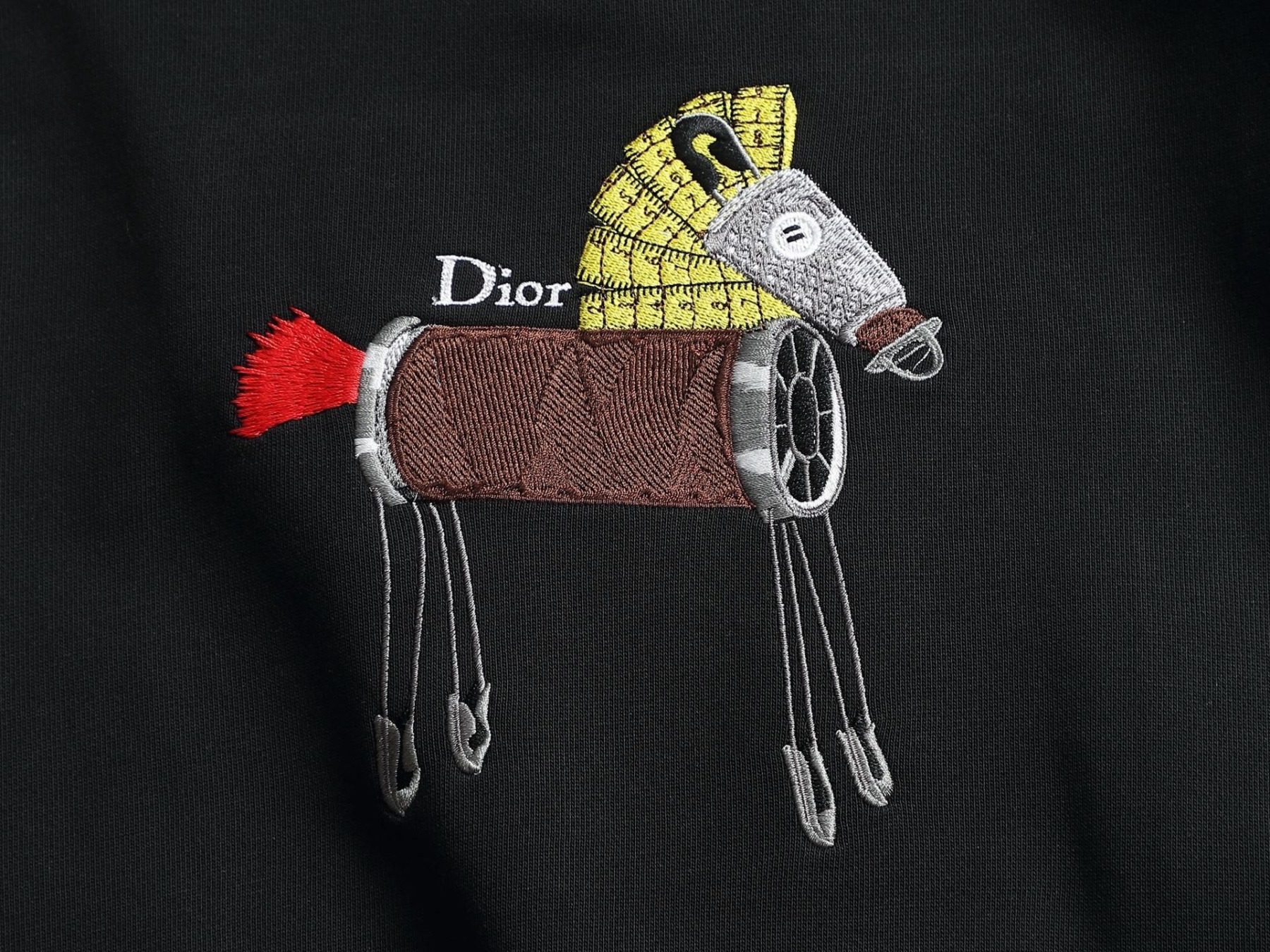 【DIOR】刺繍長袖 T シャツ