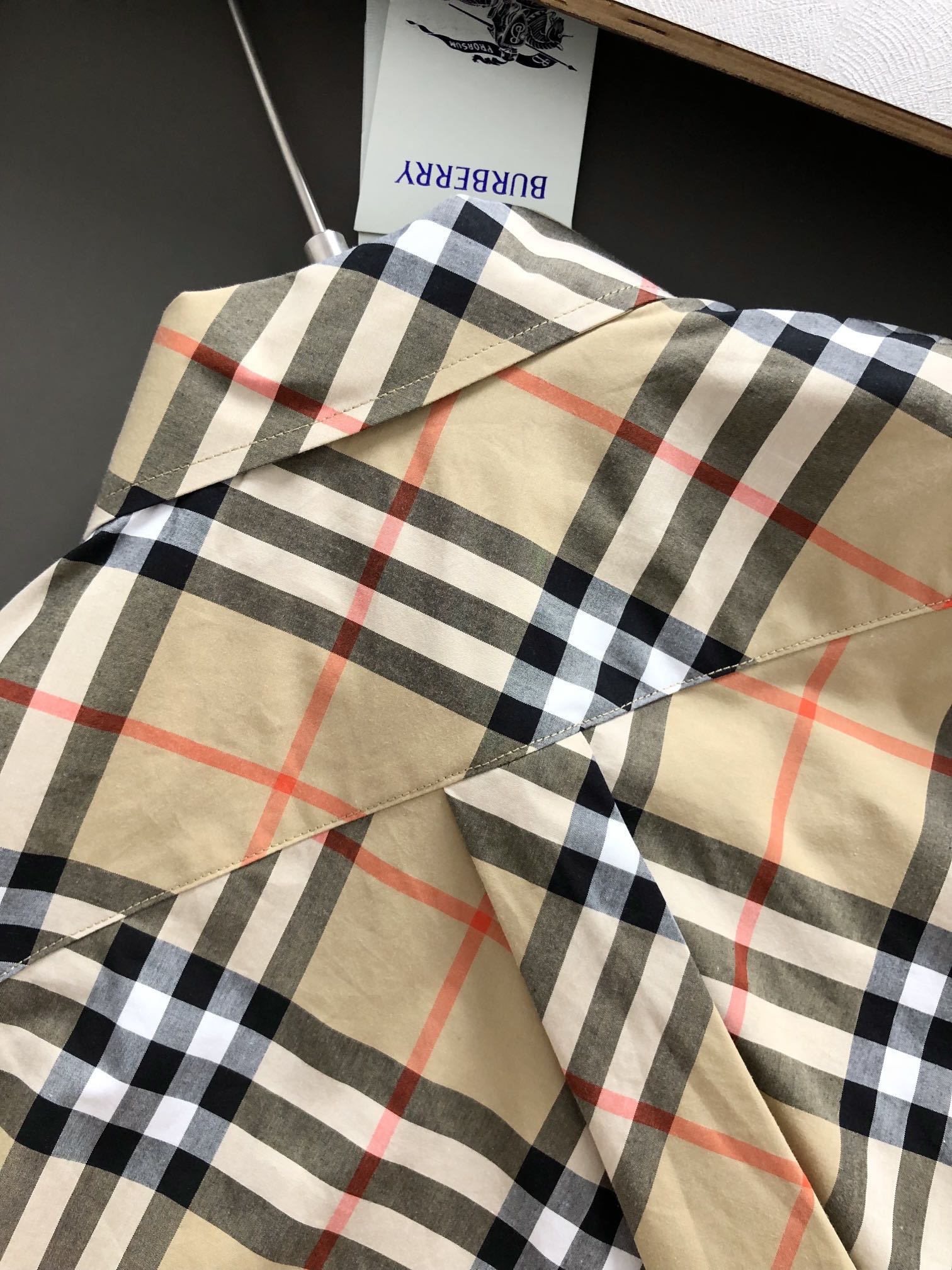 【BURBERRY】長袖シャツ