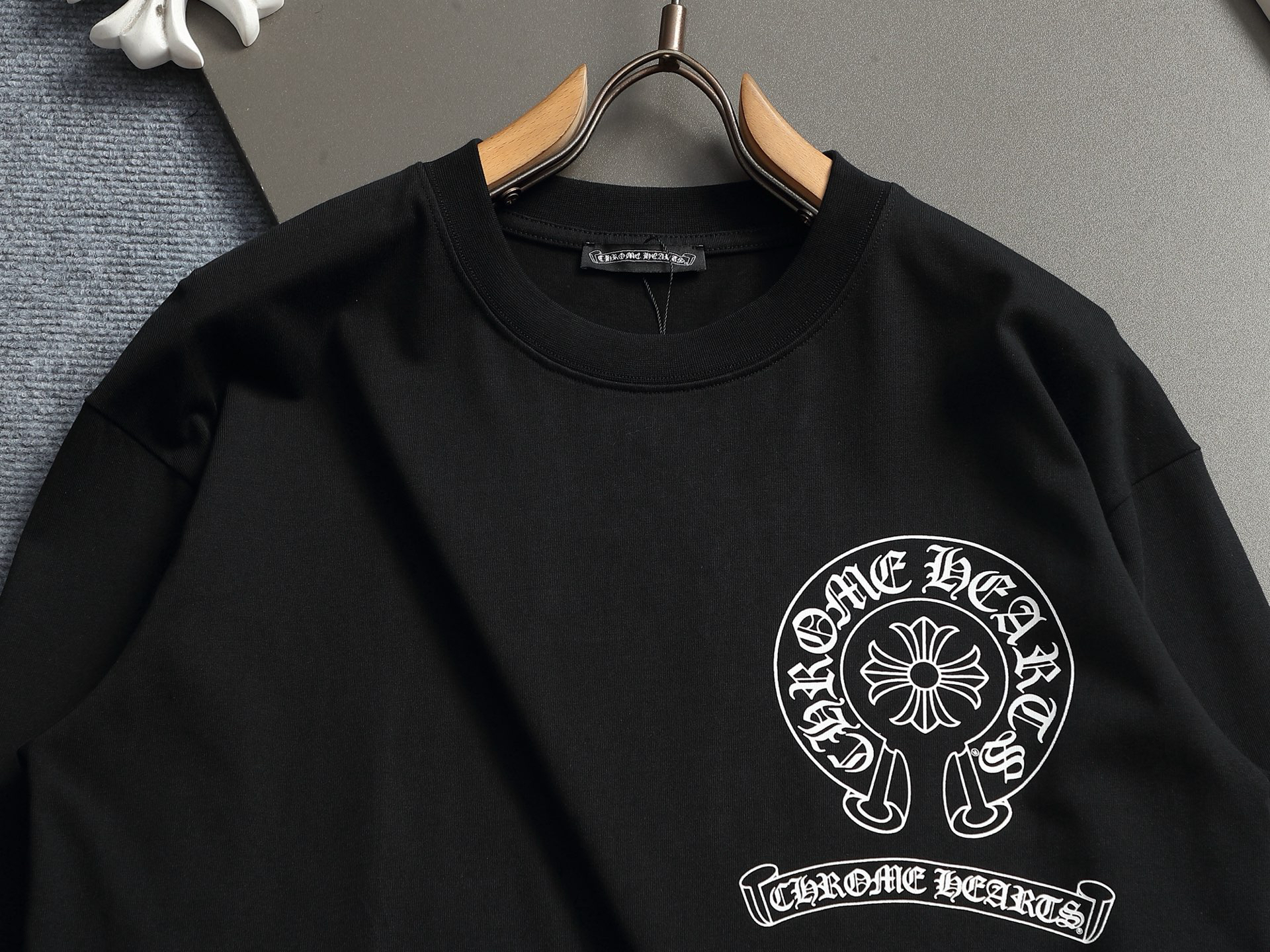 【CHROME HEARTS】長袖 T シャツ
