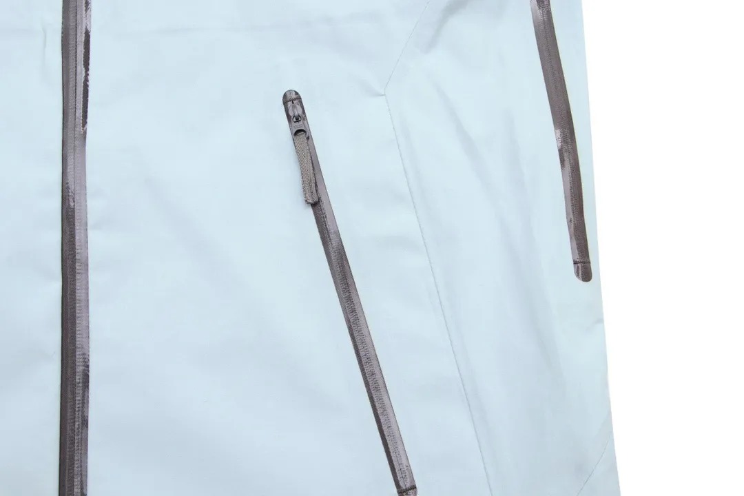 【ARC'TERYX旗艦店】トレッキングジャケット ご好評に付き再入荷！