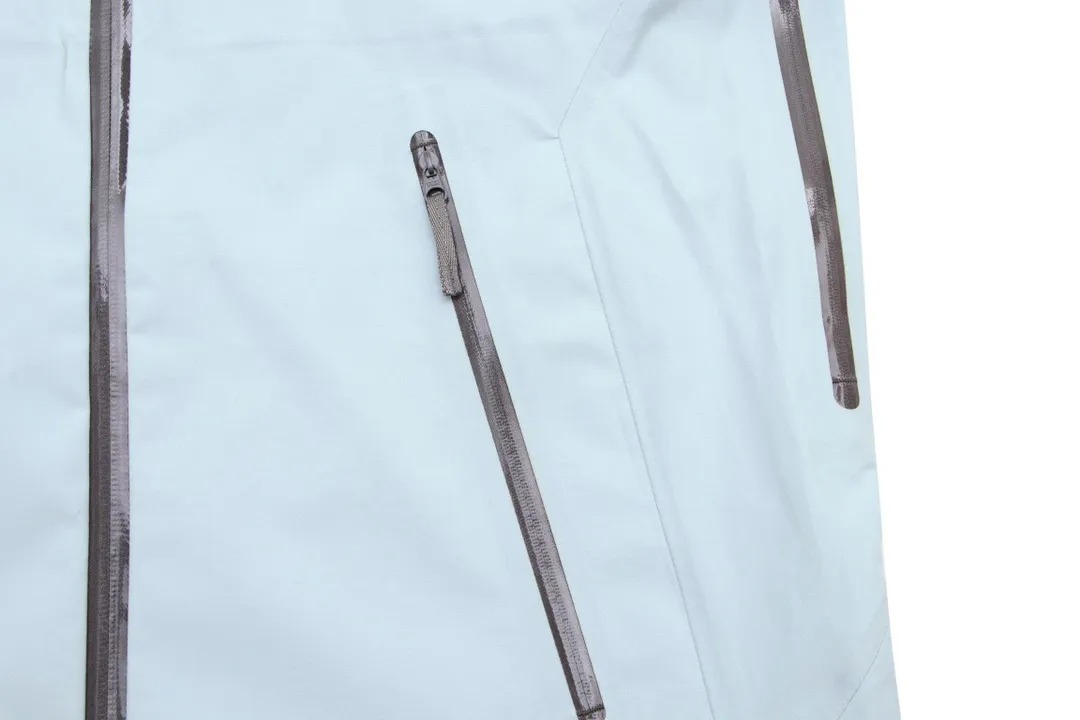 【ARC'TERYX旗艦店】トレッキングジャケット ご好評に付き再入荷！