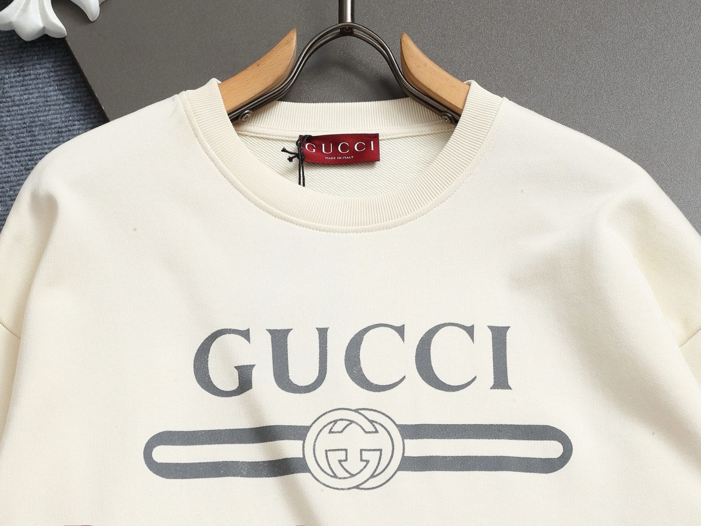 【GUCCI】プリント長袖 T シャツ