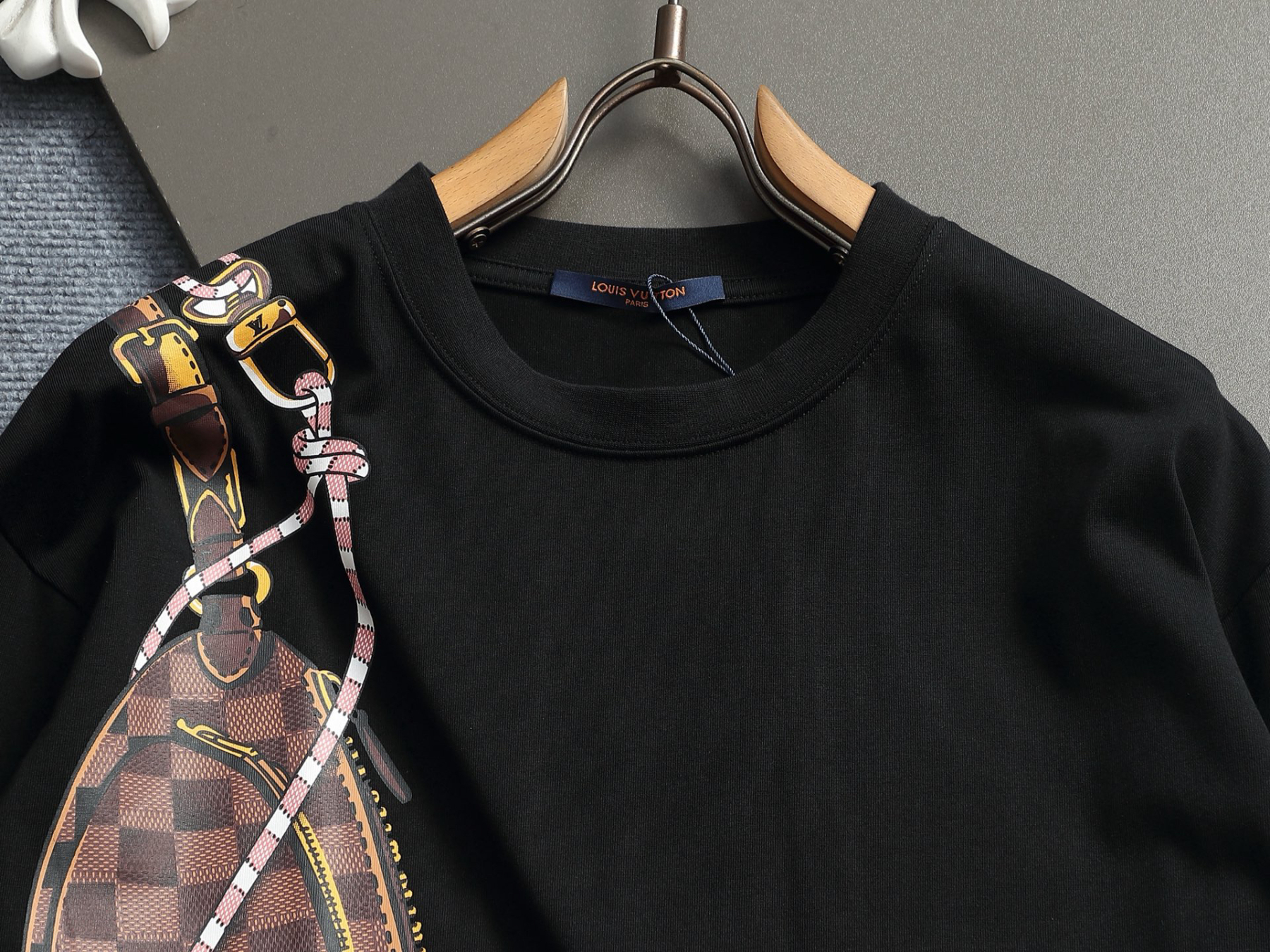 【LOUIS VUITTON】プリント長袖 T シャツ