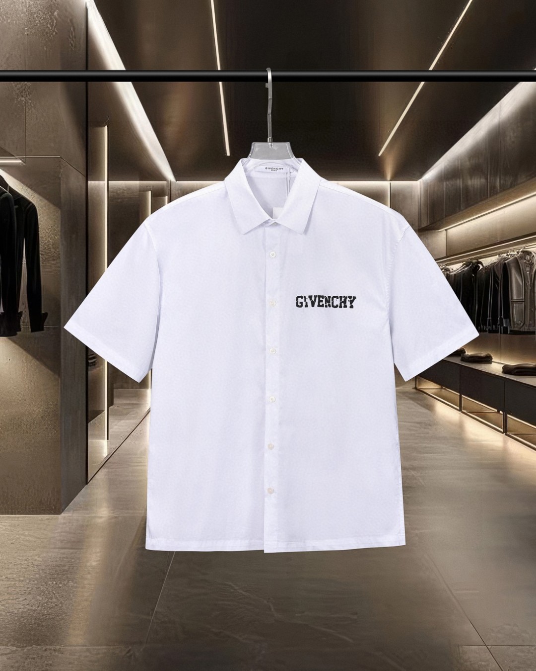 【GIVENCHY】半袖シャツ