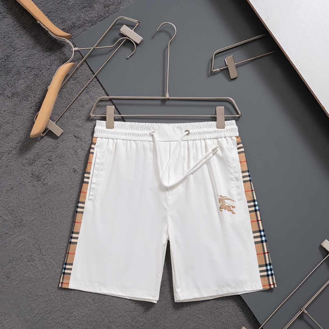 【BURBERRY】ショートパンツ