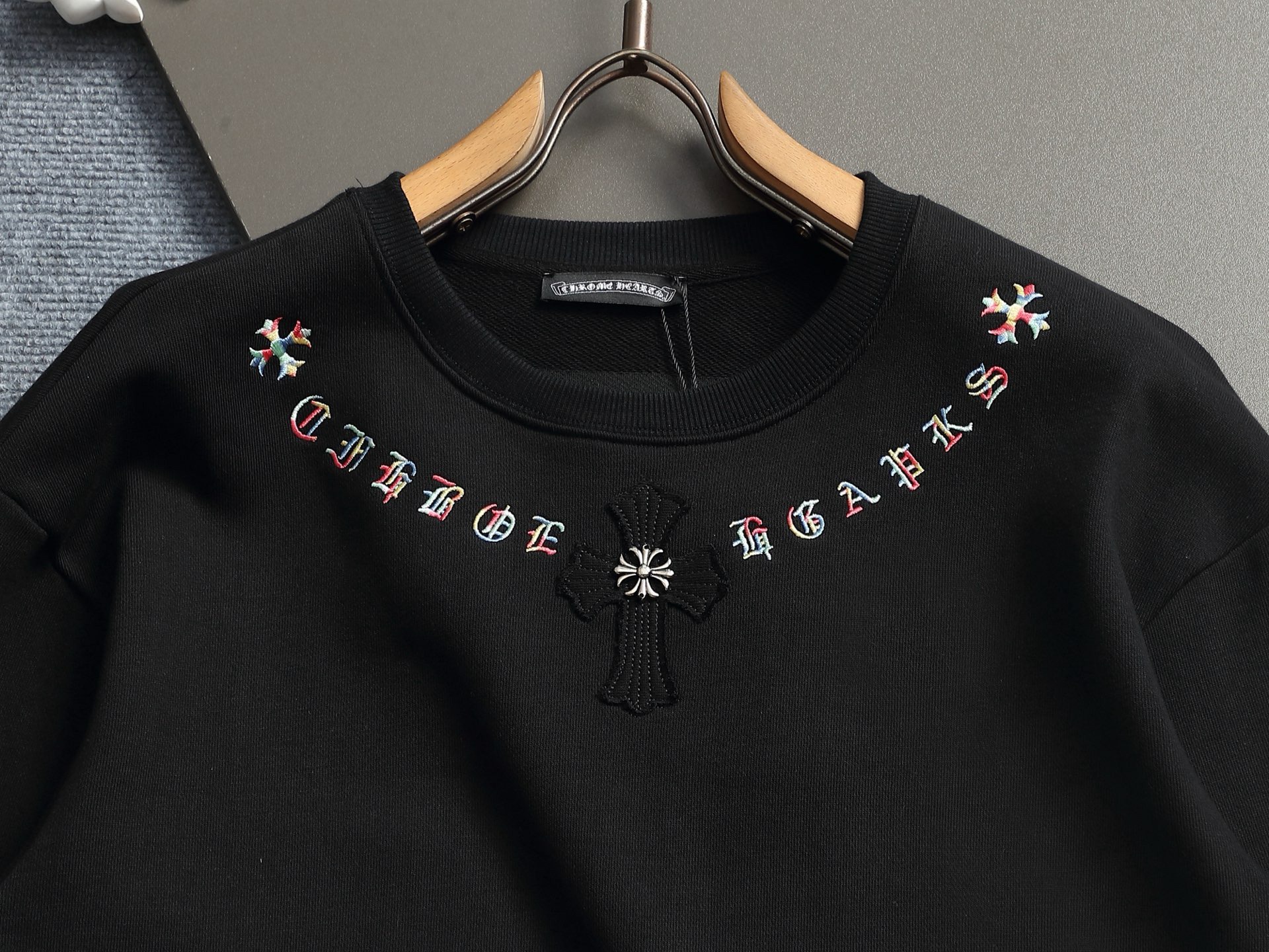 【CHROME HEARTS】刺繍長袖 T シャツ