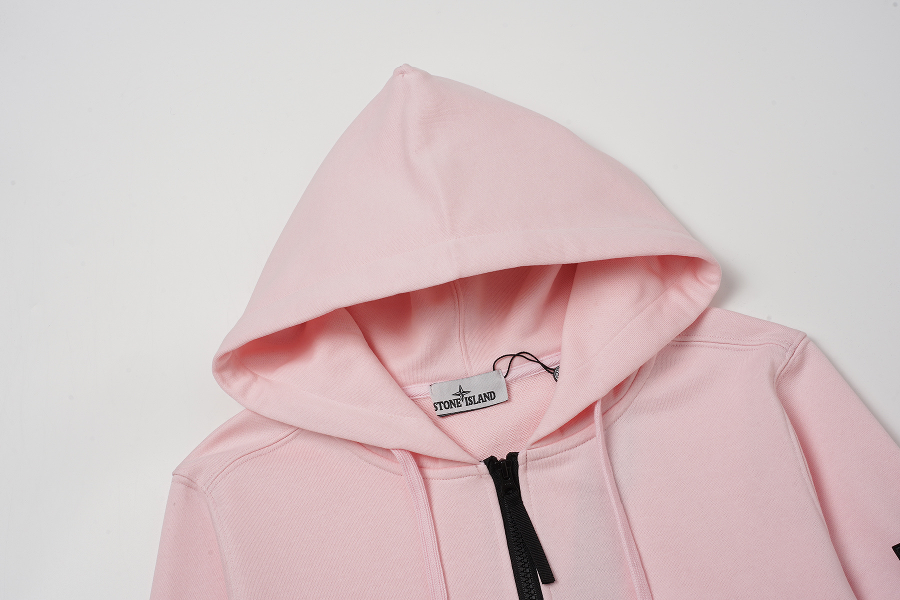【STONE ISLAND】ジップアップパーカー