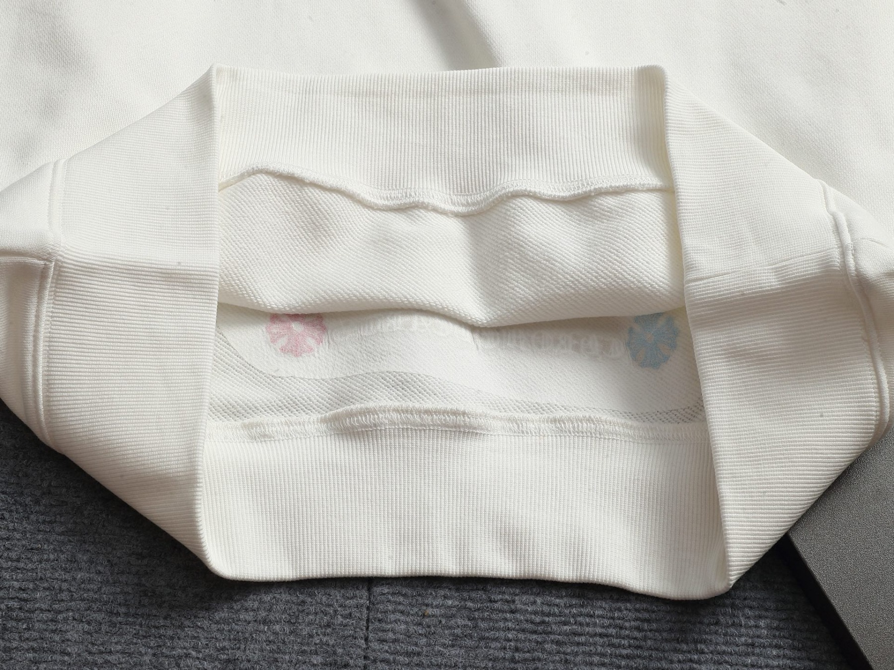 【CHROME HEARTS】刺繍長袖 T シャツ