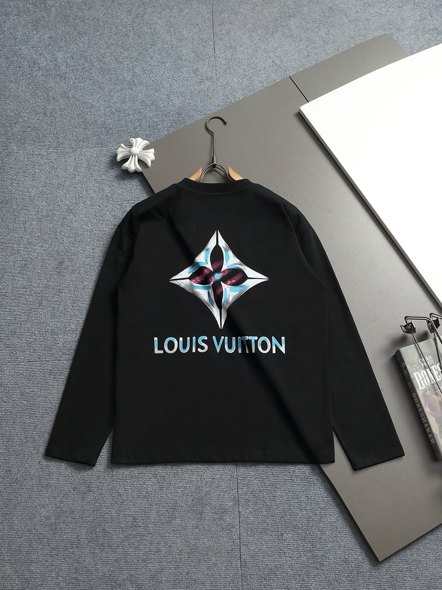 【LOUIS VUITTON】プリント長袖 T シャツ