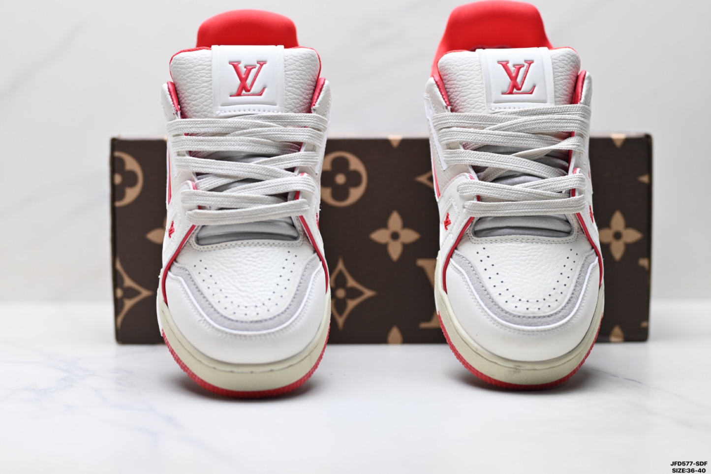 Louis Vuitton Trainer Sneaker Low スニーカー