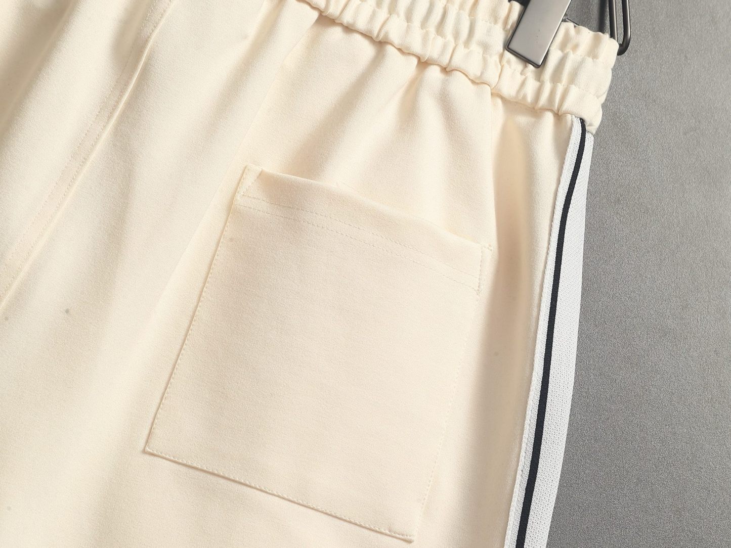 【CELINE】ショートパンツ