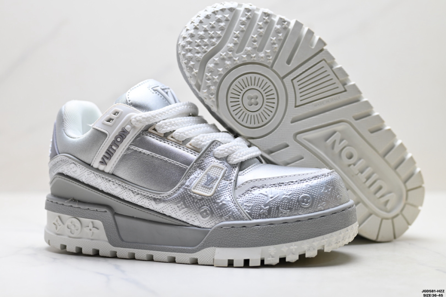 Louis Vuitton Trainer Maxi プラットフォームスニーカー