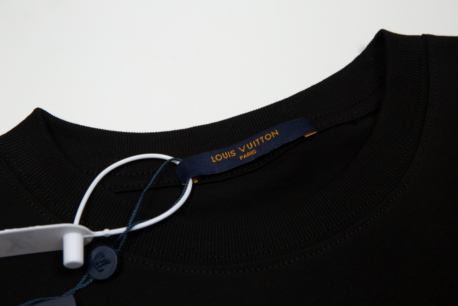 【LOUIS VUITTON旗艦店】ルイヴィトン 半袖Tシャツ ご好評に付き再入荷！