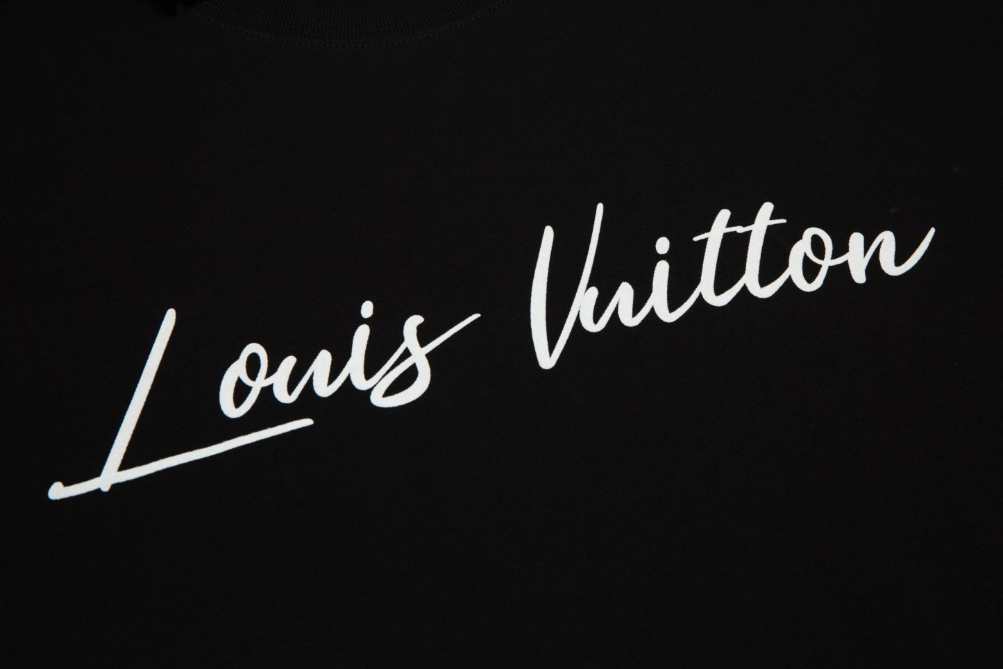 【LOUIS VUITTON旗艦店】ルイヴィトン 半袖Tシャツ ご好評に付き再入荷！