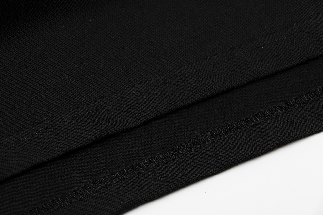 【LOEWE 公式旗艦店】（ロエベ）半袖Tシャツ、ご好評に付き再入荷！