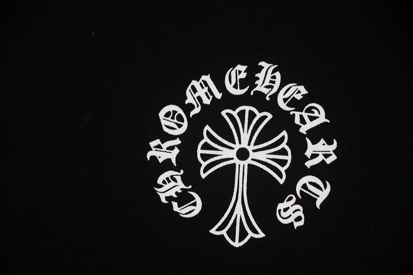 【CHROME HEARTS】（クロムハーツ）半袖Tシャツ、ご好評に付き再入荷！