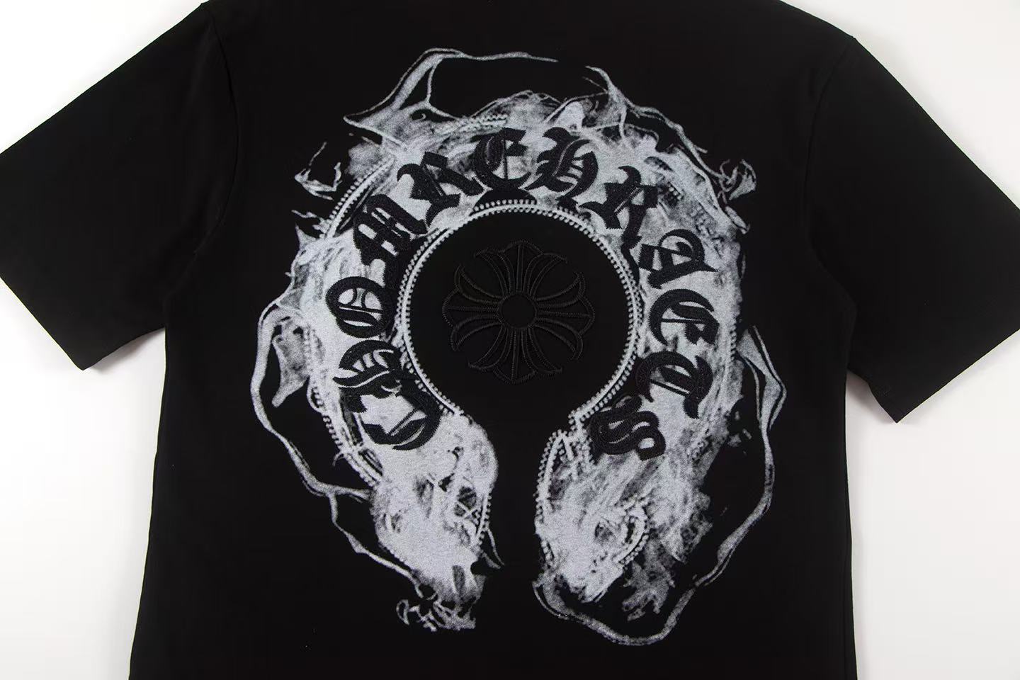 【CHROME HEARTS】（クロムハーツ）半袖Tシャツ、ご好評に付き再入荷！