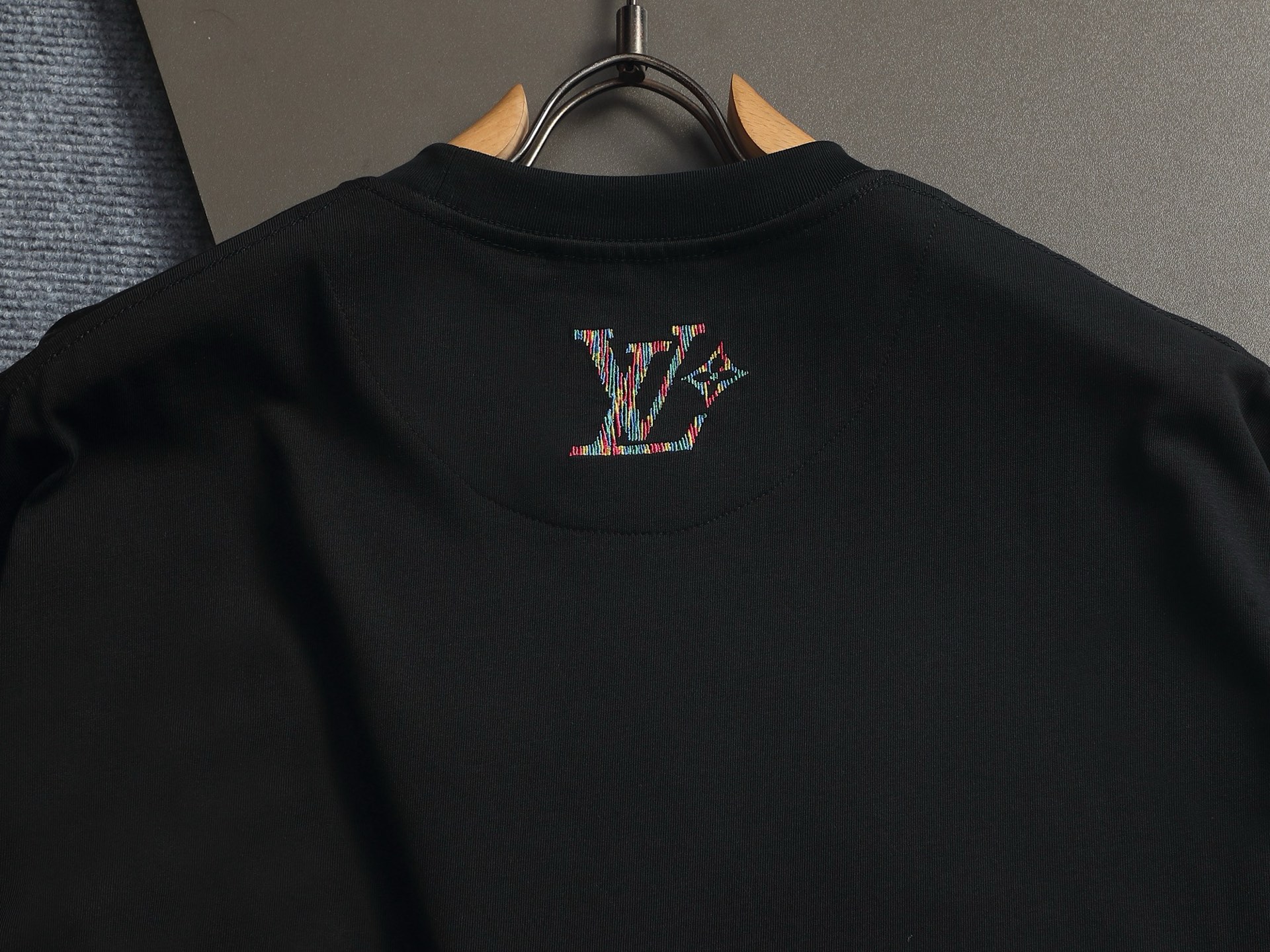 【LOUIS VUITTON】半袖 T シャツ