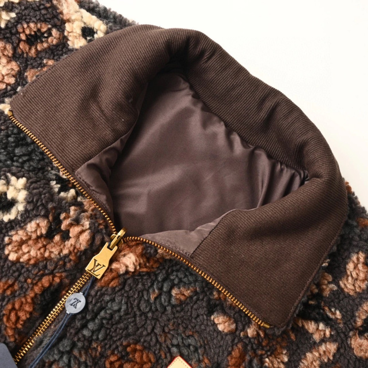 【Louis Vuitton公式旗艦店】ルイヴィトン ジャケット 、ご好評に付き再入荷！