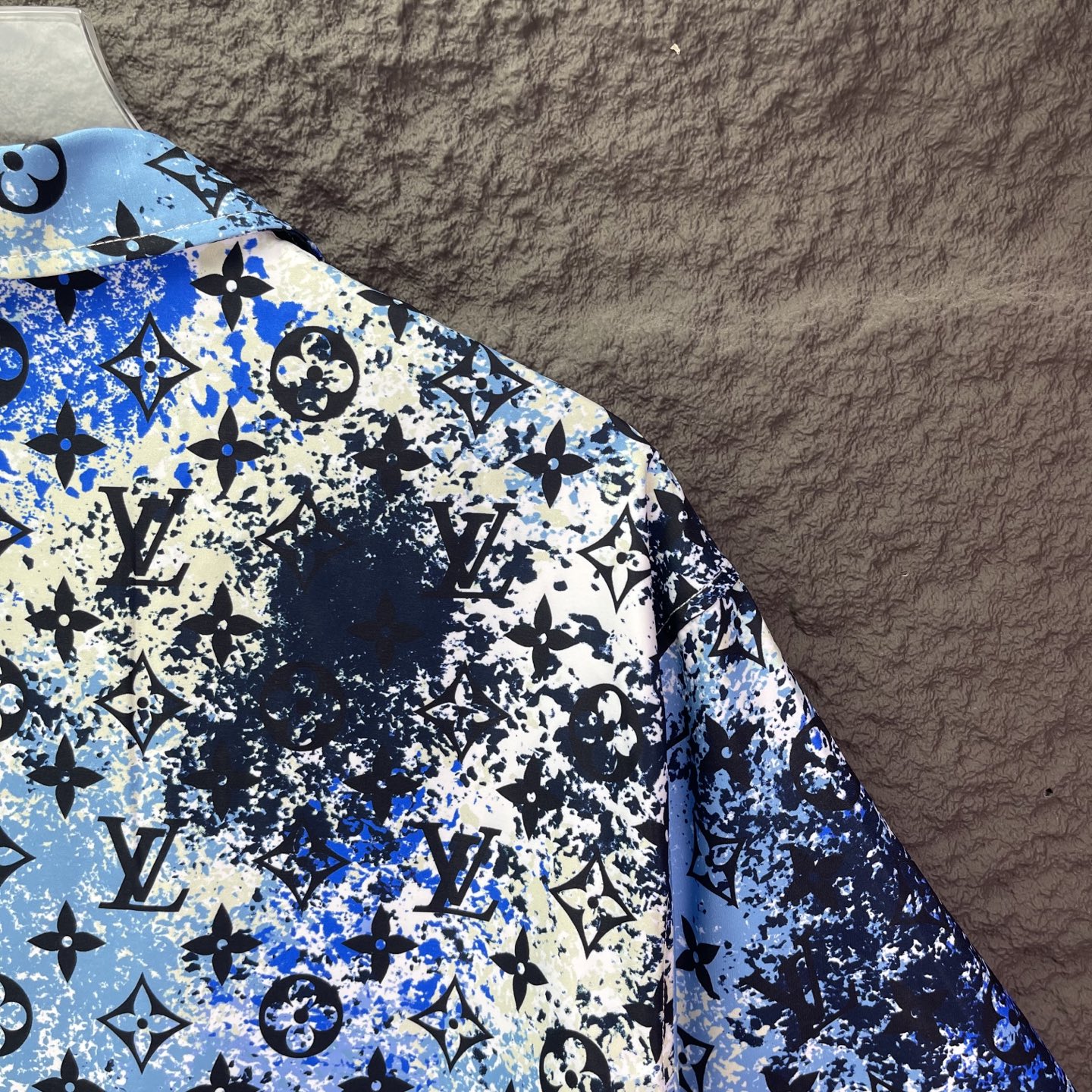 【LOUIS VUITTON】半袖シャツ