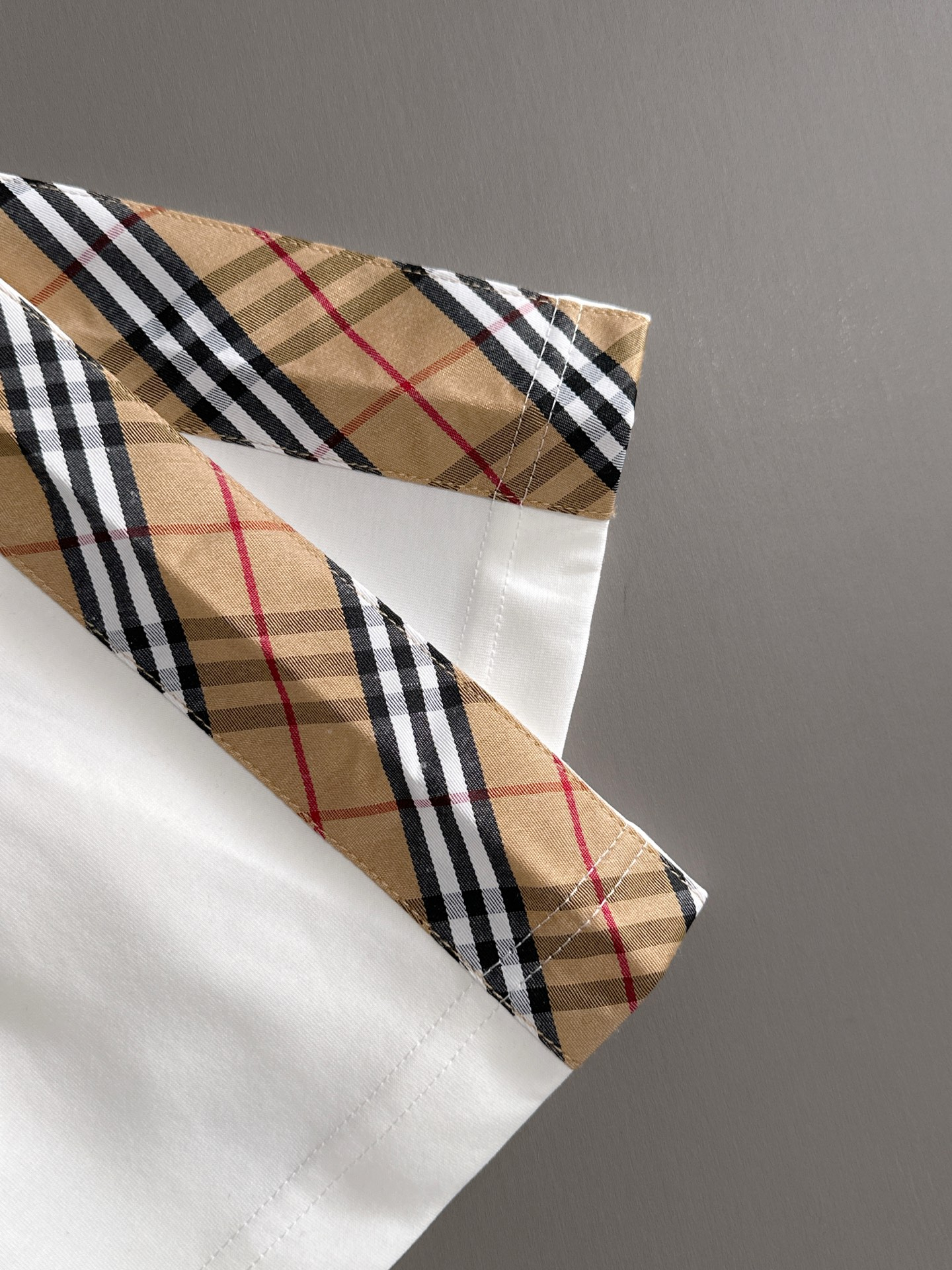 【BURBERRY】半袖T シャツショートパンツ セットアップ
