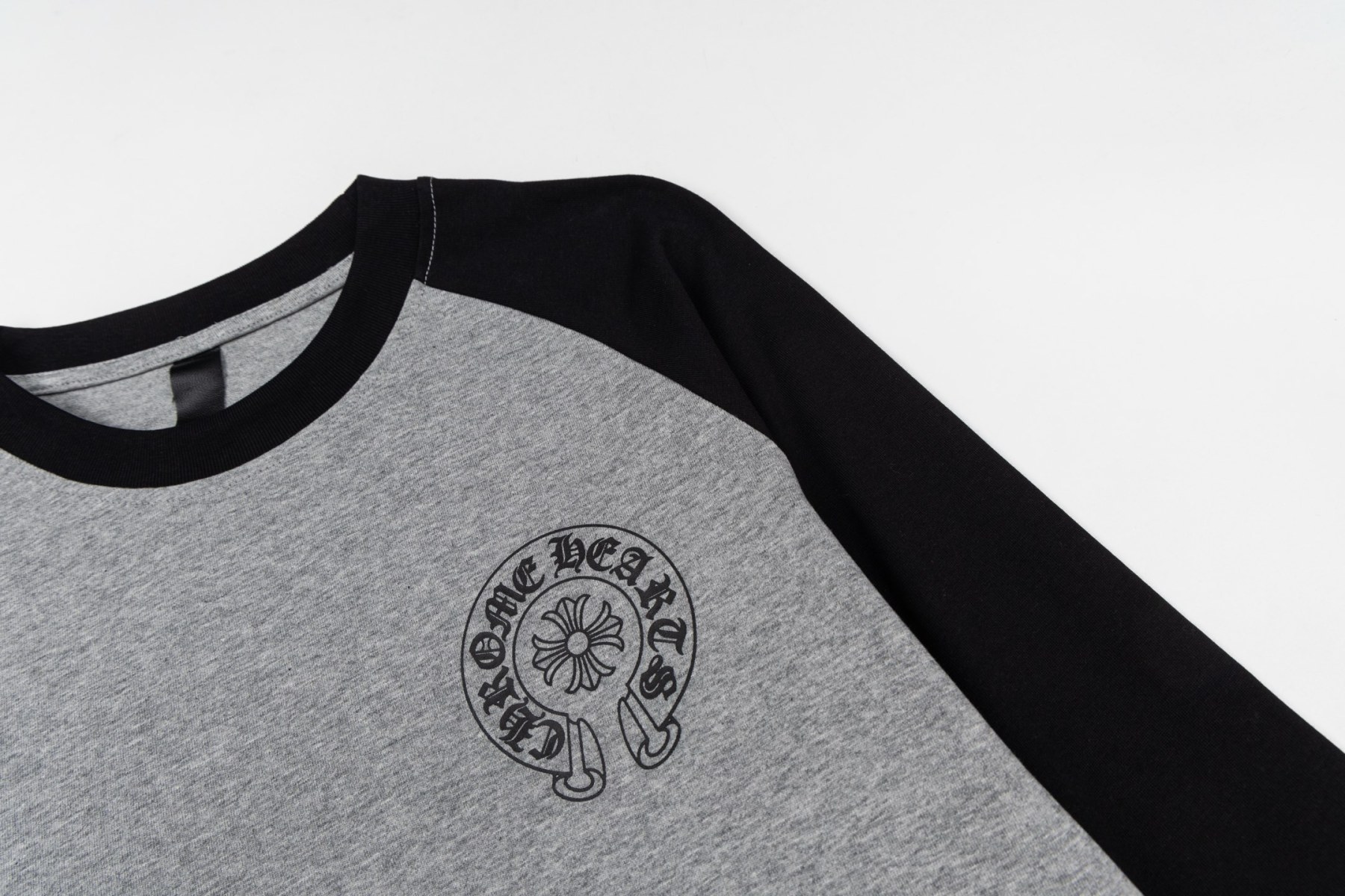 【CHROME HEARTS】長袖 T シャツ