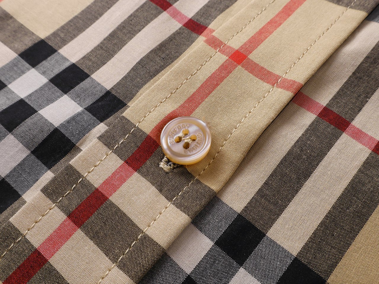 【BURBERRY】長袖チェックシャツ